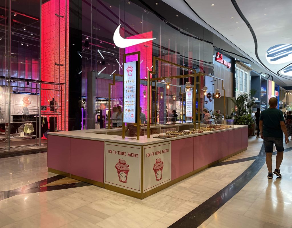 Cupcake kiosk Westfield Mall of the Netherlands Cupcake kiosk Westfield Mall of the Netherlands